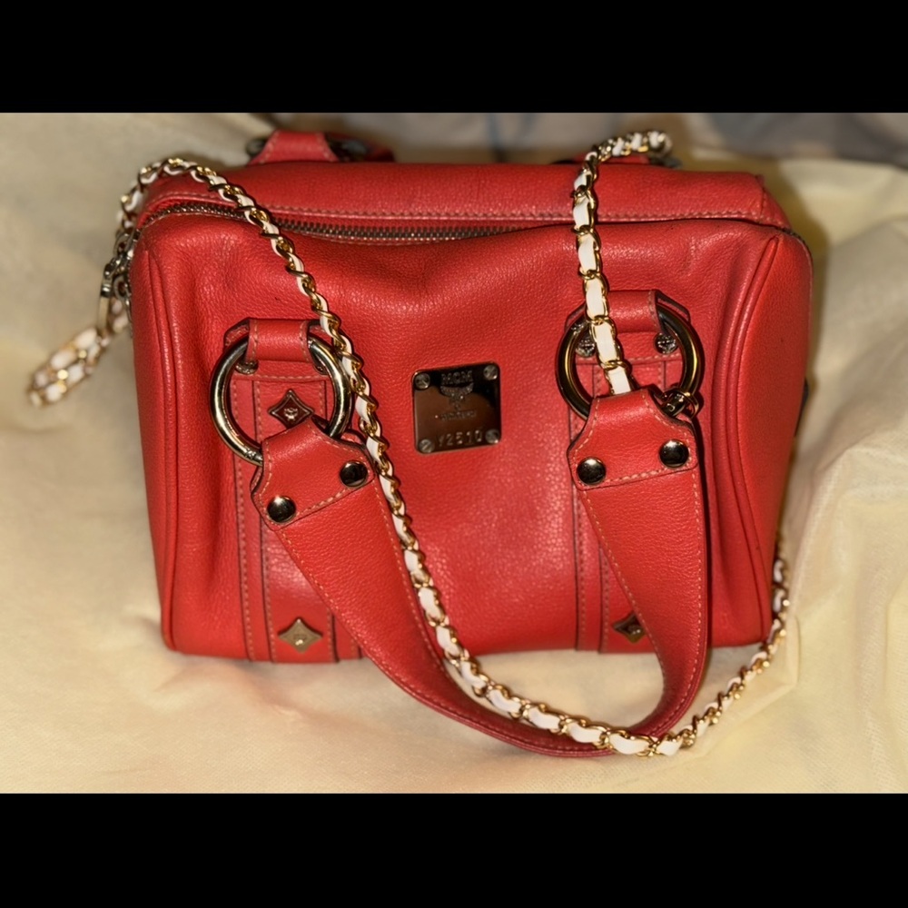 MCM CORAL Leather Handbag